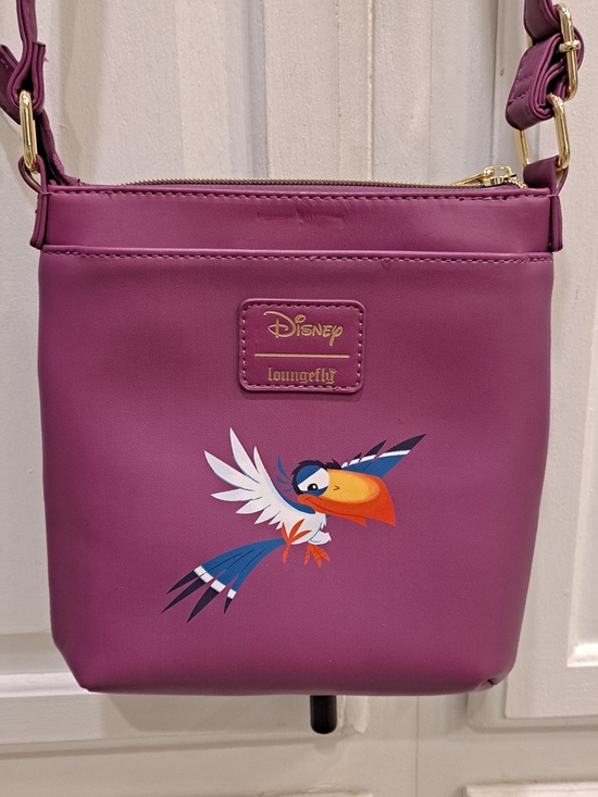 Loungefly Handbags - Loungefly Disney Magenta Kevin the Bird & Lion King Family Crossbody Bag